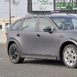 Mazda Tes Mobil Listrik &quot;CX-90&quot;?