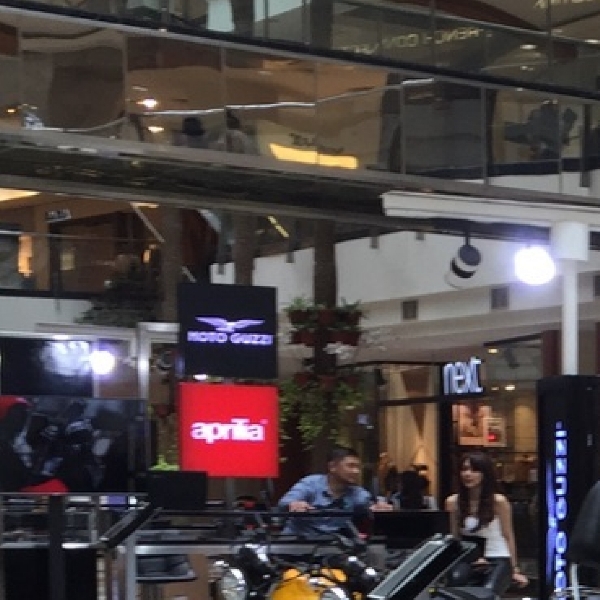 Pameran MotoPlex 2015 Terakhir Kedatangan Moto Guzzi dan Aprilia