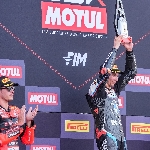WSBK Perancis: Lagi dan Lagi, Toprak Razgatlioglu Sapu Bersih Kemenangan