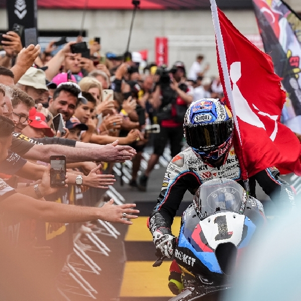 WSBK: Lagi-lagi Dominan, Toprak Razgatlioglu Sapu Bersih Seri Hungaria