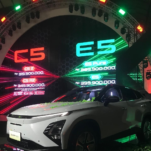 New Chery E5 Dibekali Baterai LFP dari CATL, Dijual dengan Harga Mulai Rp369,9 juta