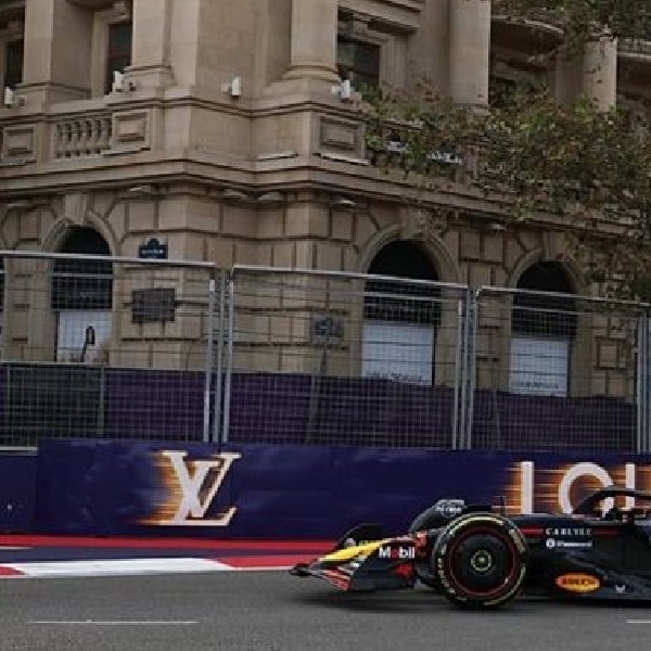 F1: Penuh Drama Di Qualifying, Max Verstappen Rebut Pole Position GP Azerbaijan