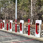 Tesla Resmikan Stasiun Supercharger Pertama Di Alaska