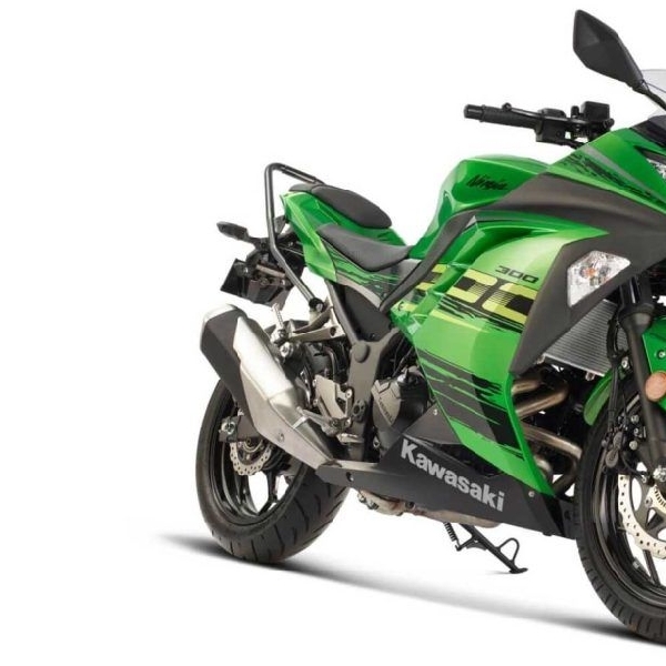 Kawasaki Ninja 300 Kini Punya Pilihan Warna Baru