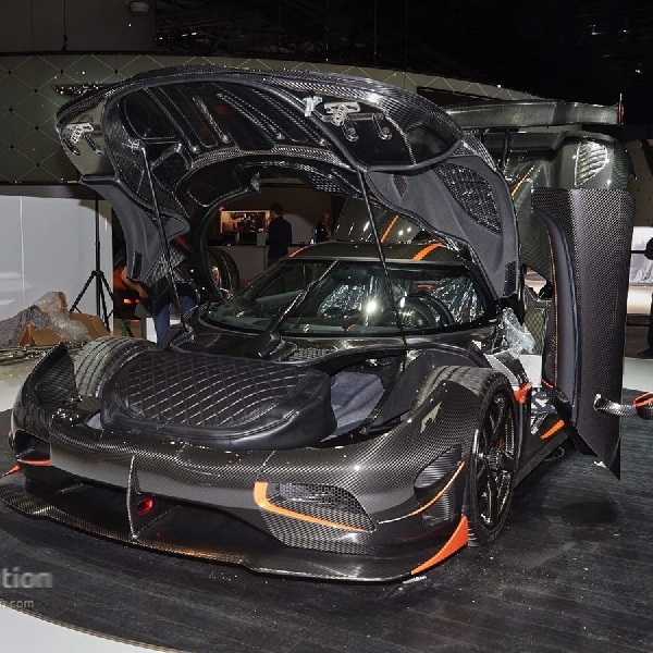 Koenigsegg Siapkan Model Terakhir Agera RS