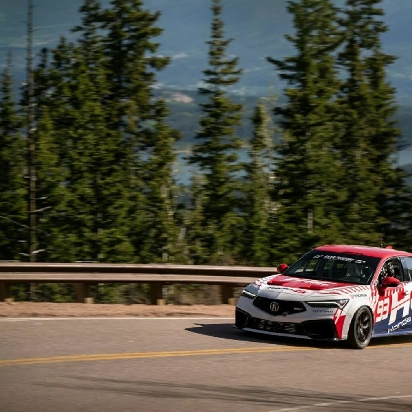 Acura Integra Type S Cetak Rekor Baru Di Pikes Peak, Seperti Ini