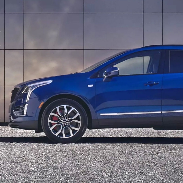 Airbag Berpotensi Robek, GM Recall 74 Cadillac XT5 Dan Hentikan Penjualan