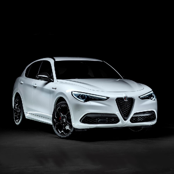 Alfa Romeo Perkenalkan Stelvio Veloce Ti