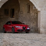Alfa Romeo Perpanjang Nafas Giulia dan Stelvio Hingga 2027