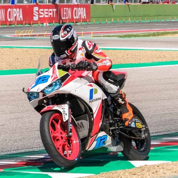 Ali Adriansyah Target Podium di World Supersport 300