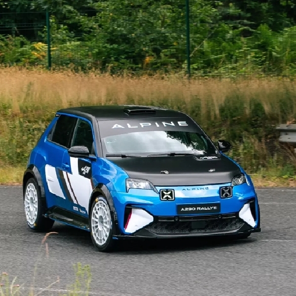 Alpine A290 Rallye Meluncur, Hot Hatch Listrik Siap Balapan