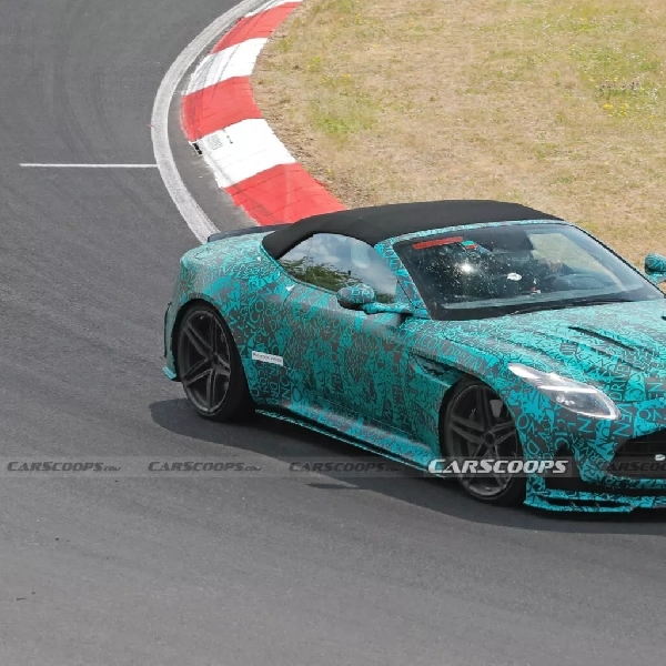Aston Martin DB12 Bakal Hadir Dengan Versi Yang Lebih Kencang Lagi, Seperti Apa?