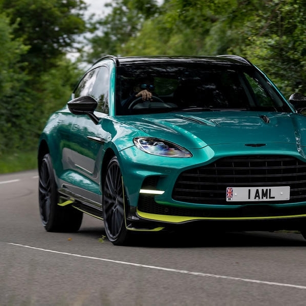 Semua Model Aston Martin Akan Tersedia Mesin PHEV Mulai 2024