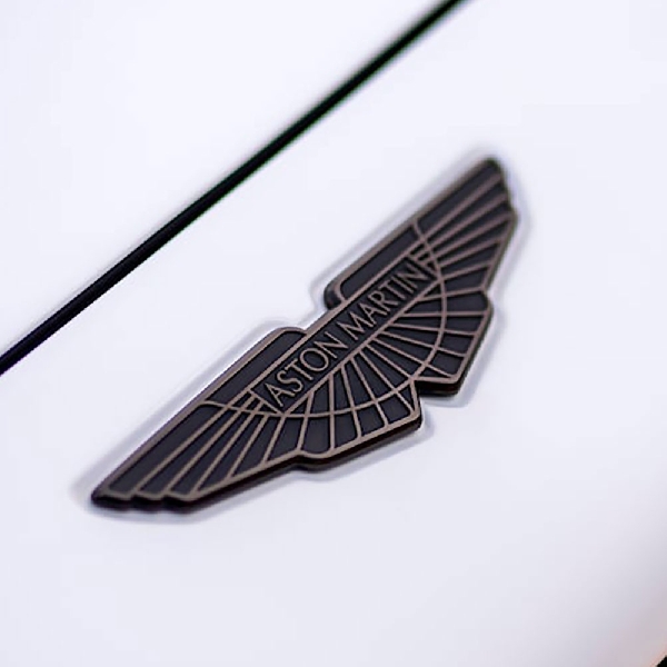 Aston Martin Ingin Hadirkan DBX707 Yang Lebih Bertenaga
