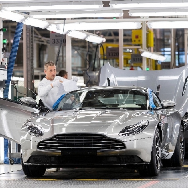 Aston Martin Tunda Rilis EV Pertama Hingga 2026