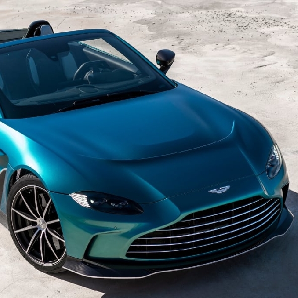 Jadi Vantage Terakhir, Aston Martin Luncurkan Vantage Roadster
