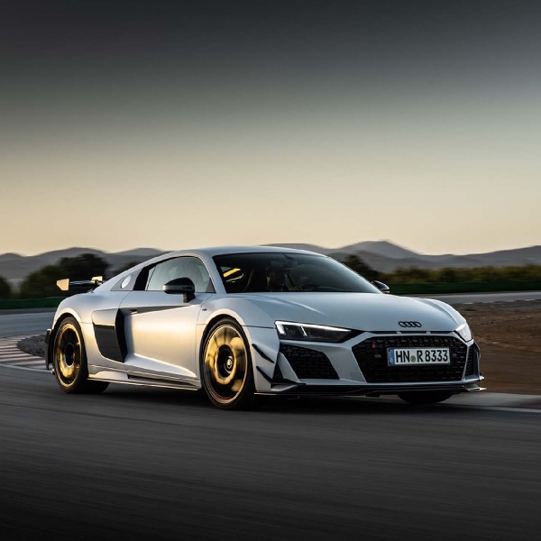 R8 V10 GT RWD Jadi Supercar Terakhir Audi Yang Gunakan Mesin V10