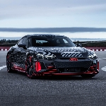 Audi RS E-Tron GT Tawarkan Akselerasi dan Kenyamanan Tinggi