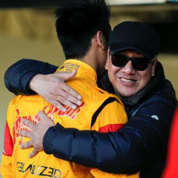 F1: Ayah Sean Gelael akan Investasi di Manor Racing?