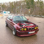 BMW E34 Ini Gila! Tampang Kalem Ganti Mesin V12 Top Speed Tembus 300 KPJ