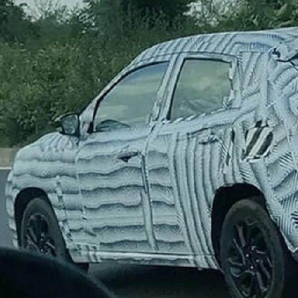 Spy Shot : Suzuki Baleno Cross Uji Jalan di India, Rilis Januari 2023?