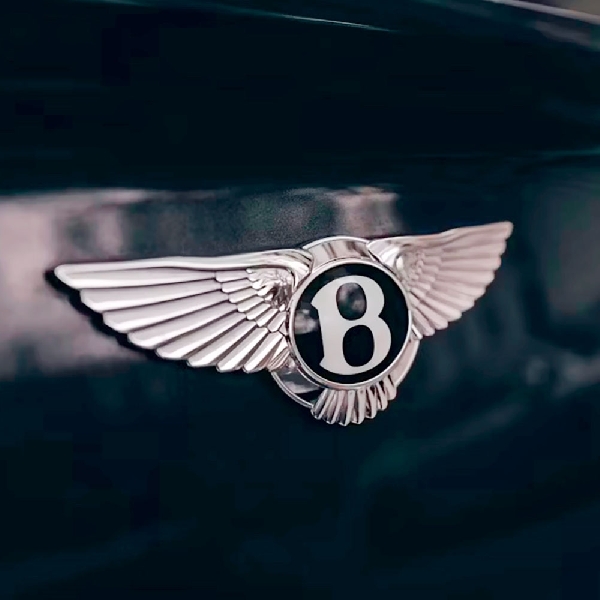 Bentley Kembali Dinobatkan Sebagai Produsen Otomotif Paling Dikagumi di Inggris