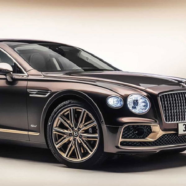 Bentley Tunda Peluncuran Model Listrik Pertama Mereka Hingga 2026
