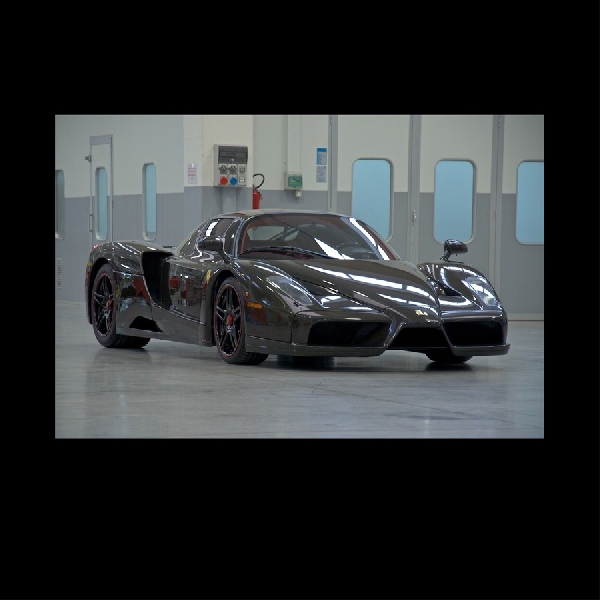 Berlapis Serat Karbon, Ferrari Enzo Makin Gahar