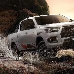 Toyota Luncurkan Hilux GR Sport Di Indonesia, Segini Harganya