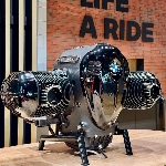 Keren! Mesin Espresso Ini Dibuat Dari Suku Cadang Mesin BMW R 18