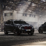 BMW X6 dan X5 Makin Sangar Berkelir Serba Hitam di Edisi Black Vermilion