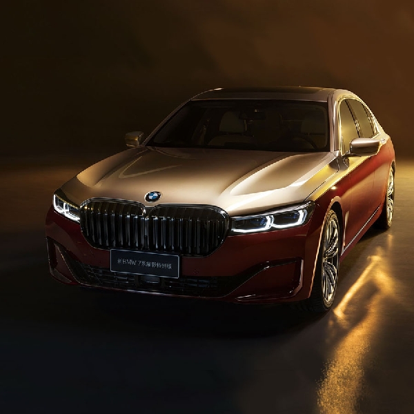 BMW 7 Series Two-Tone Special Edition Muncul di Auto Shanghai 2021