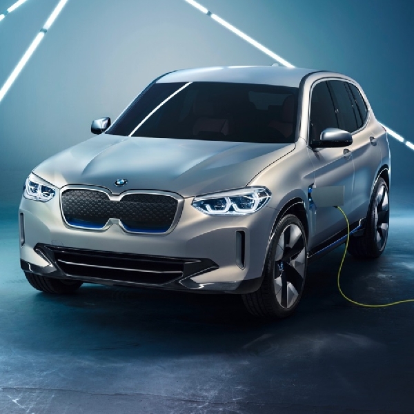 BMW iX3 akan Dirakit di China