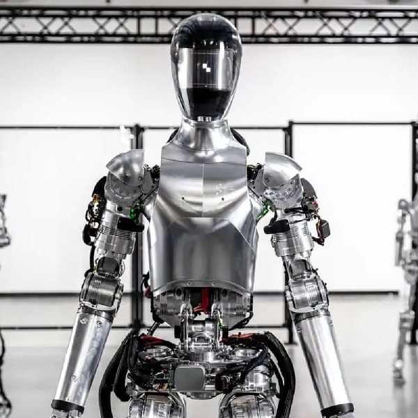 BMW dan Tesla, Gunakan Robot Humanoid Untuk Pabrik Mobilnya di AS