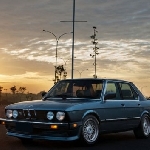 Klasik Makin Asyik! BMW E28 Tampilan Eksekutif, Jantung Pacu Peforma Tinggi