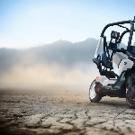 BMW Motorrad Perkenalkan Vision CE Concept, Skutik Listrik Tapi Punya Roll Cage