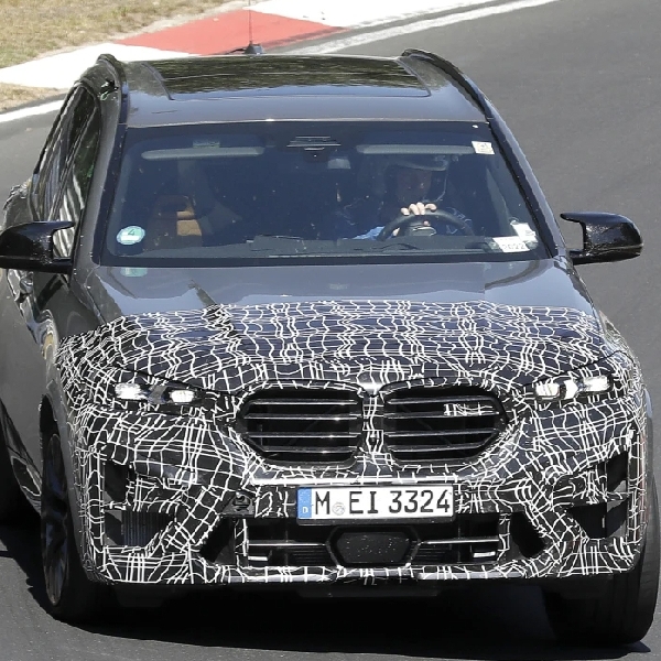 Spy Shot: BMW X5 M 2023 Terciduk di Nurburgring, Akan Bawa Mesin V8 Terbaru?