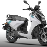 Inilah Yamaha EC-06, Skutik Listrik Dengan Jarak Tempuh Yang Jauh