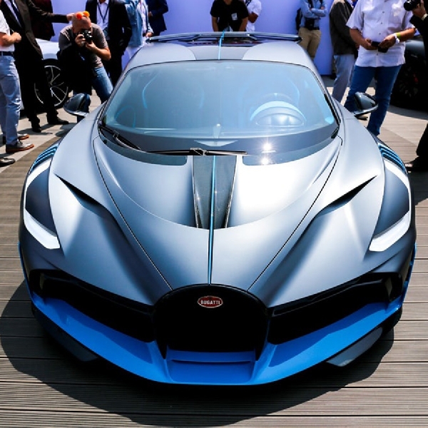 BlackPals, Ini Wajah Bugatti Divo Lebih Unggul dari Chiron Saat Uji di Sirkuit Nardo