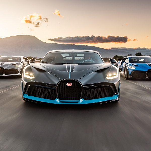 Bugatti Divos Senilai 18 Juta Dolar Berkumpul di California Sebelum Dikirim ke Pemiliknya