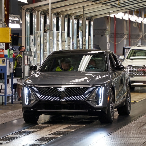 Cadillac Mulai Memproduksi Lyriq EV 2023 Di Tennessee