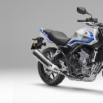 Honda CB400 Super Four E-Clutch Meluncur, Legenda 4 Silinder Yang Terlahir Kembali