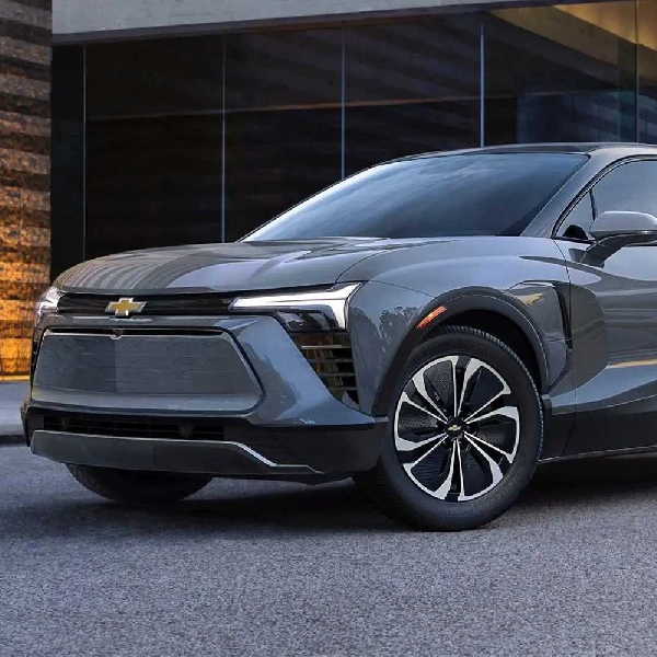 Chevrolet Blazer EV Pertama Meluncur dari Pabrik GM Meksiko