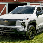 Chevrolet Recall Ratusan Silverado EV, Ternyata Ini Penyebabnya!