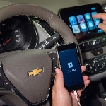 GM Hilangkan Apple CarPlay dan Android Auto di Semua EV Mulai 2024