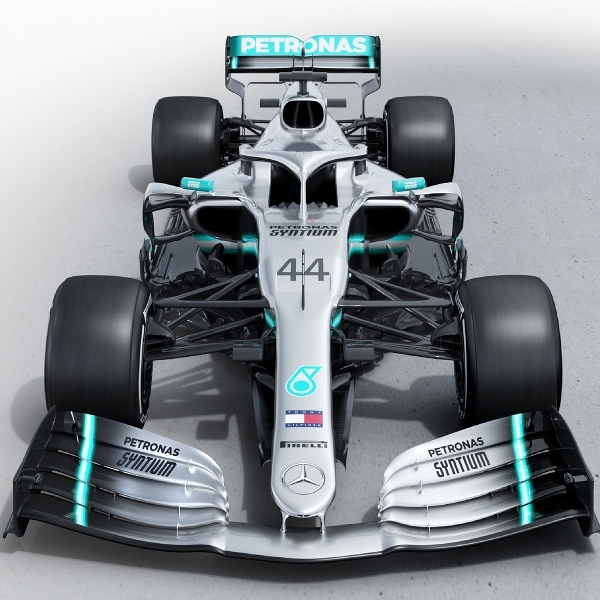 Mercedes Resmikan Mobil Baru untuk Formula 1 2019