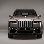 Cullinan Facelift Debut dengan Perubahan Besar, Ungkap Wajah Baru Rolls-Royce