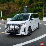 Denza D9, MPV Terlaris di Dunia dengan 300 Ribu Penjualan 