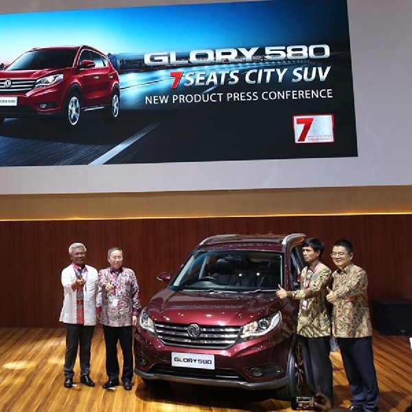 DFSK Hadirkan Glory 580 dengan super warranty 7 tahun