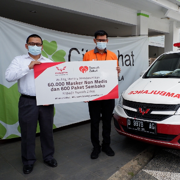 Wuling Donasikan Masker Non-Medis dan Sembako ke 52 Titik Desa Berdaya